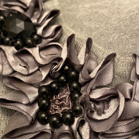 Gray button up the front sweater. Suitable for evening wear. Size XL - Picture 8 of 10